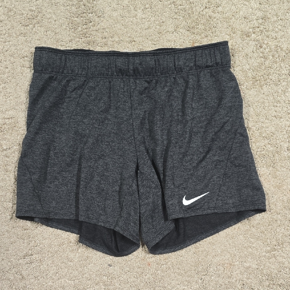 EUC NIKE Dry Trophy Training Shorts Size Small - Picture 3 of 6